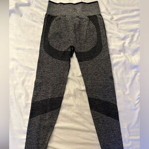 PINK SEAMLESS ACTIVE LEGGINGS